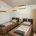 Meghan Apartamento Pula