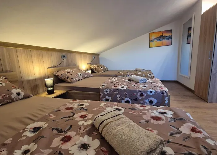 Meghan Apartman Pula